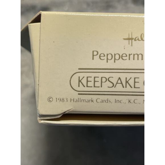 Vintage Hallmark Peppermint Penguin 1983 Classic Keepsake Ornament In Box - Picture 2 of 3